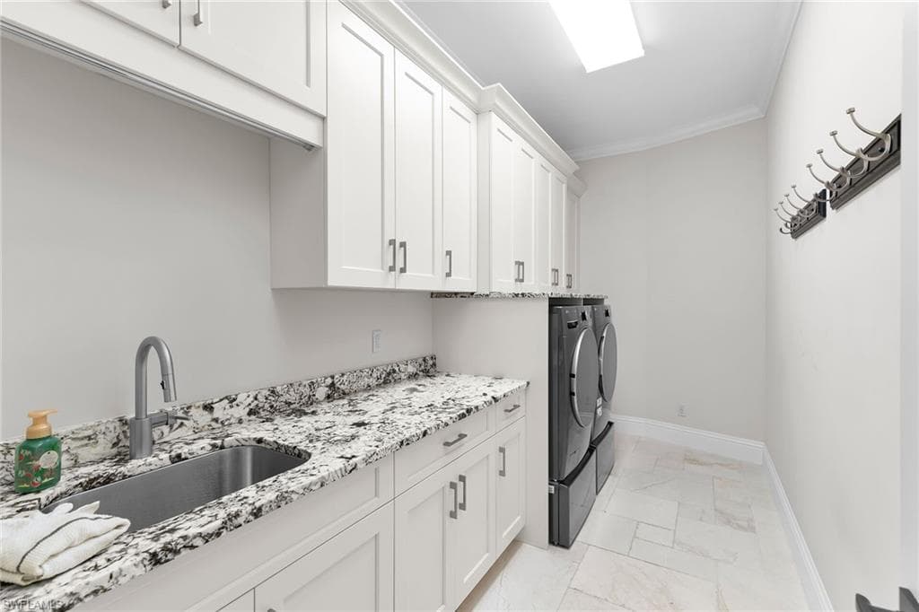 710 Tigertail Ct, Marco Island, FL 34145-33