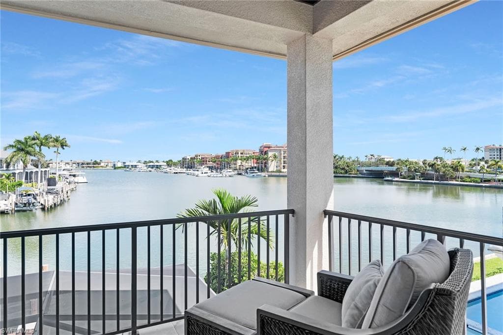 710 Tigertail Ct, Marco Island, FL 34145-5