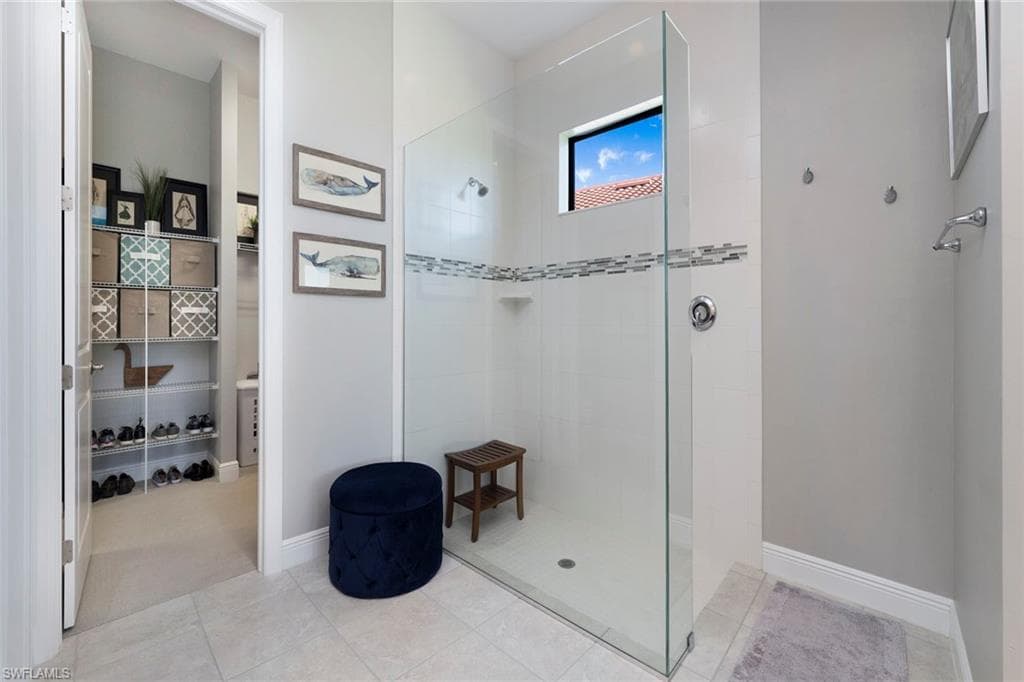 1594 Parnell Ct, Naples, FL 34113-22