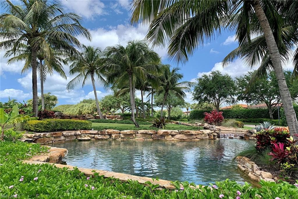 1594 Parnell Ct, Naples, FL 34113-47