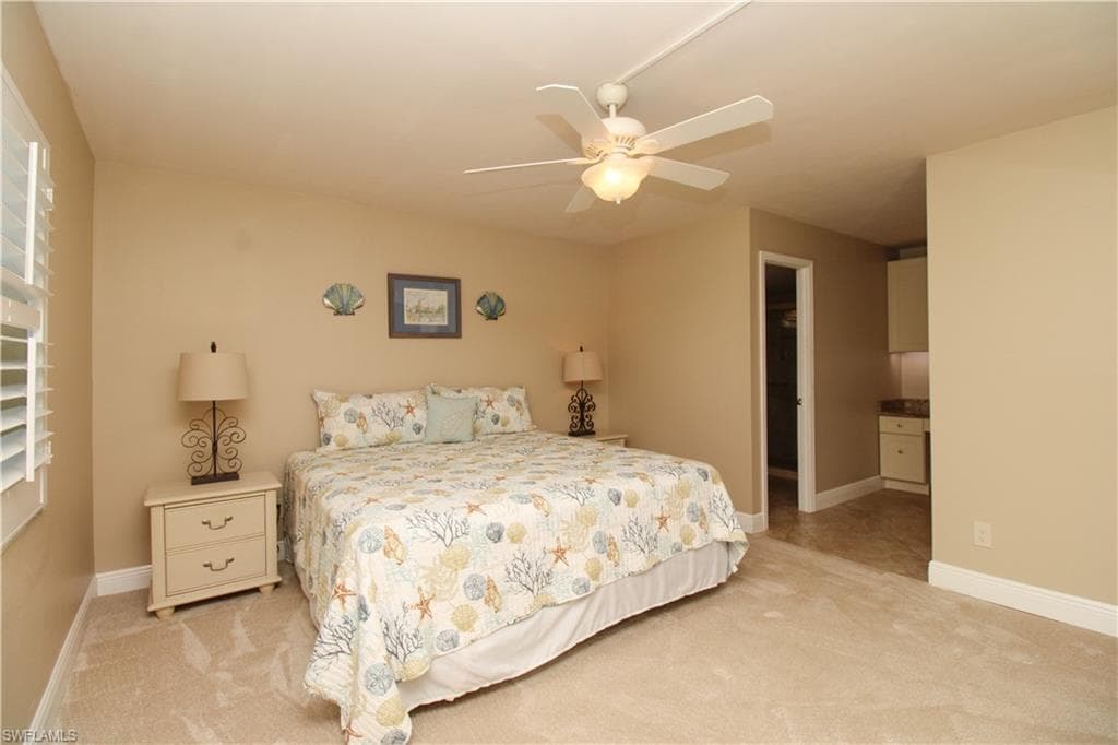 4372 27th Ct SW 109, Naples, FL 34116-28