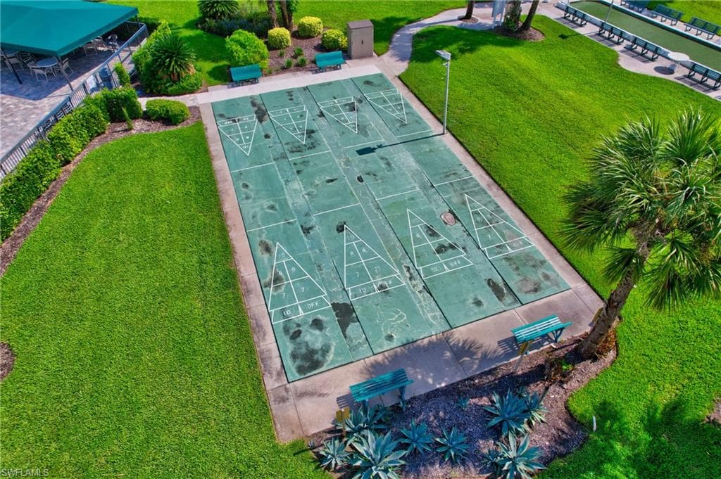 4372 27th Ct SW 109, Naples, FL 34116-40