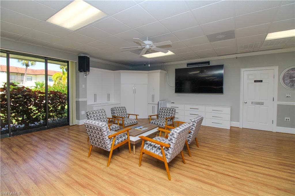 4372 27th Ct SW 109, Naples, FL 34116-43