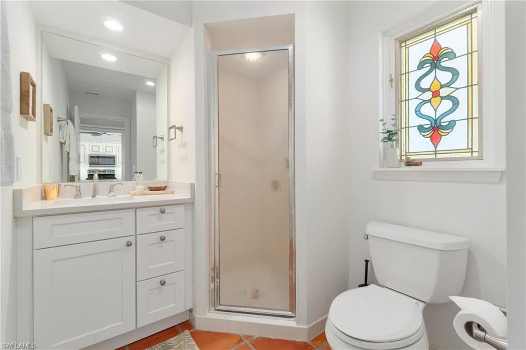 350 3rd Ave S 2b, Naples, FL 34102-11