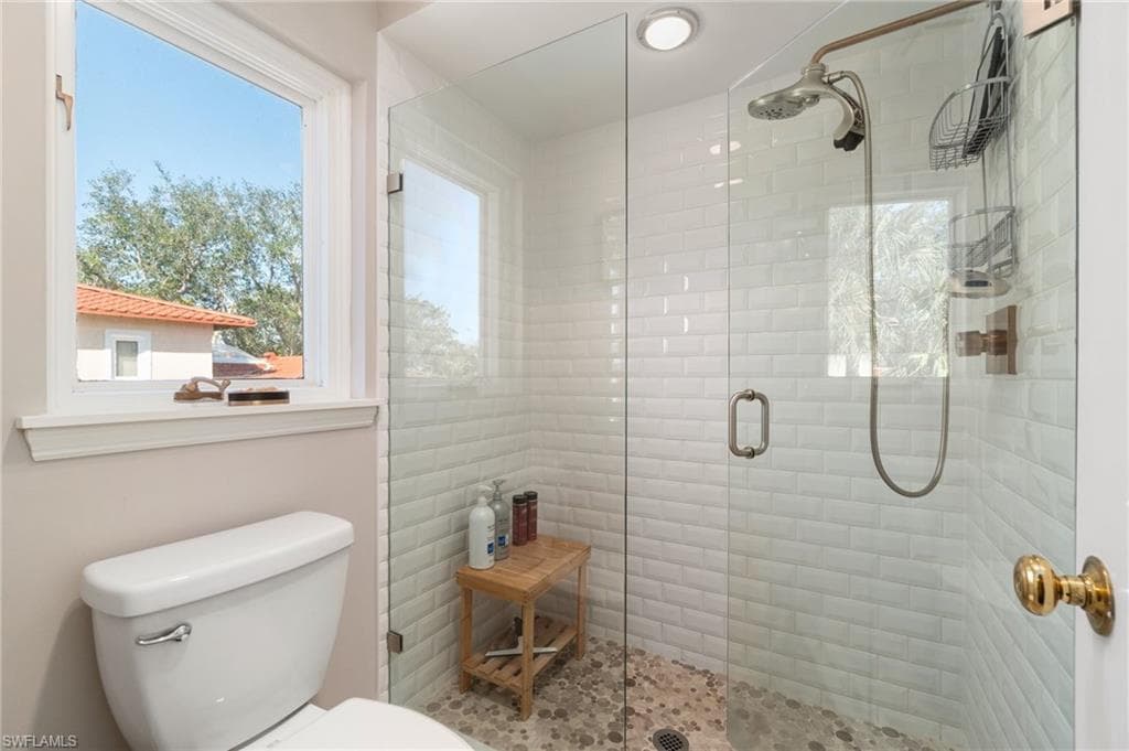 350 3rd Ave S 2b, Naples, FL 34102-27