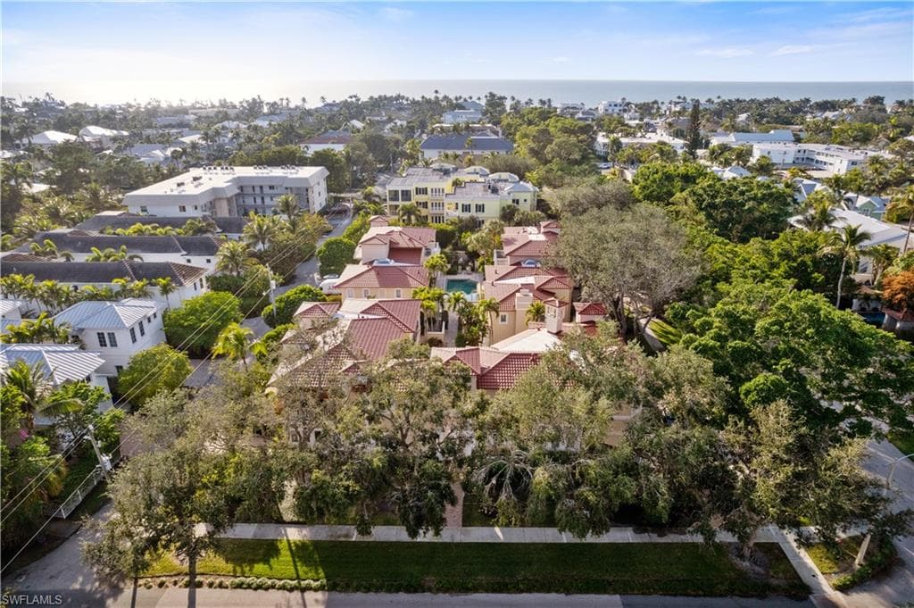 350 3rd Ave S 2b, Naples, FL 34102-4