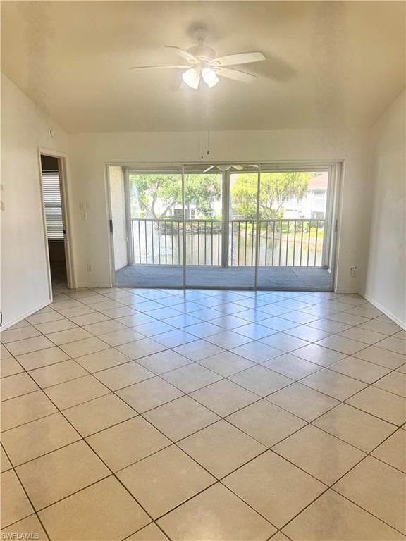 9852 Luna Cir B203, Naples, FL 34109-2