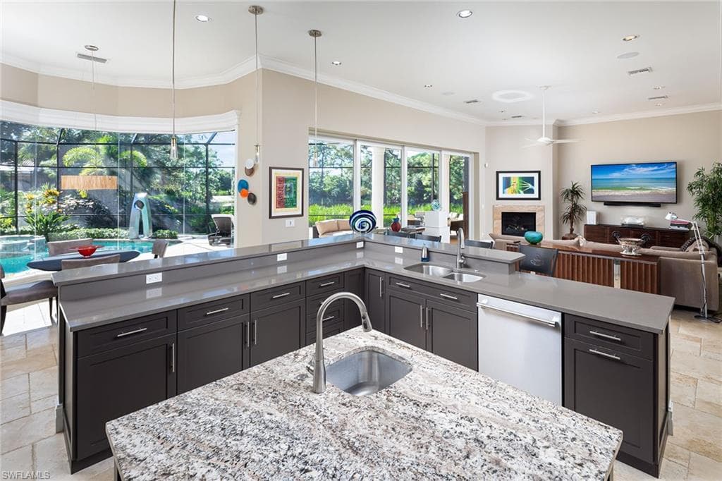 11617 Useppa Ct, Naples, FL 34110-11