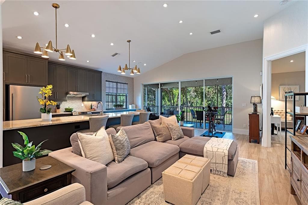 7115 Wild Forest Ct 201, Naples, FL 34109-4