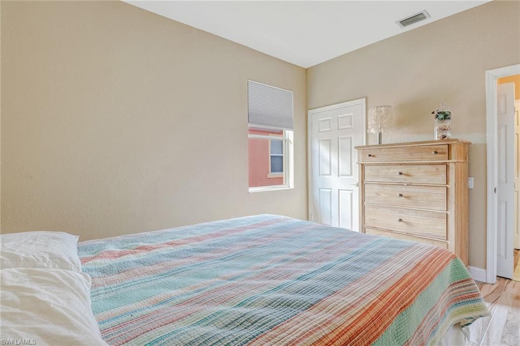 10037 Heather Ln 4, Naples, FL 34119-15