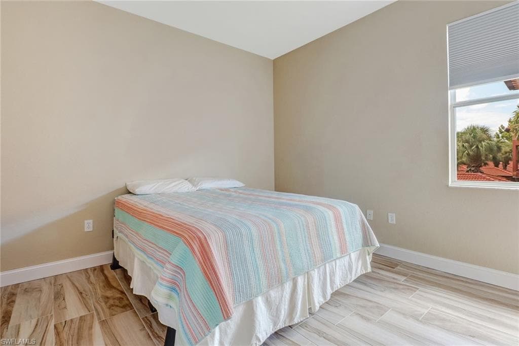 10037 Heather Ln 4, Naples, FL 34119-16