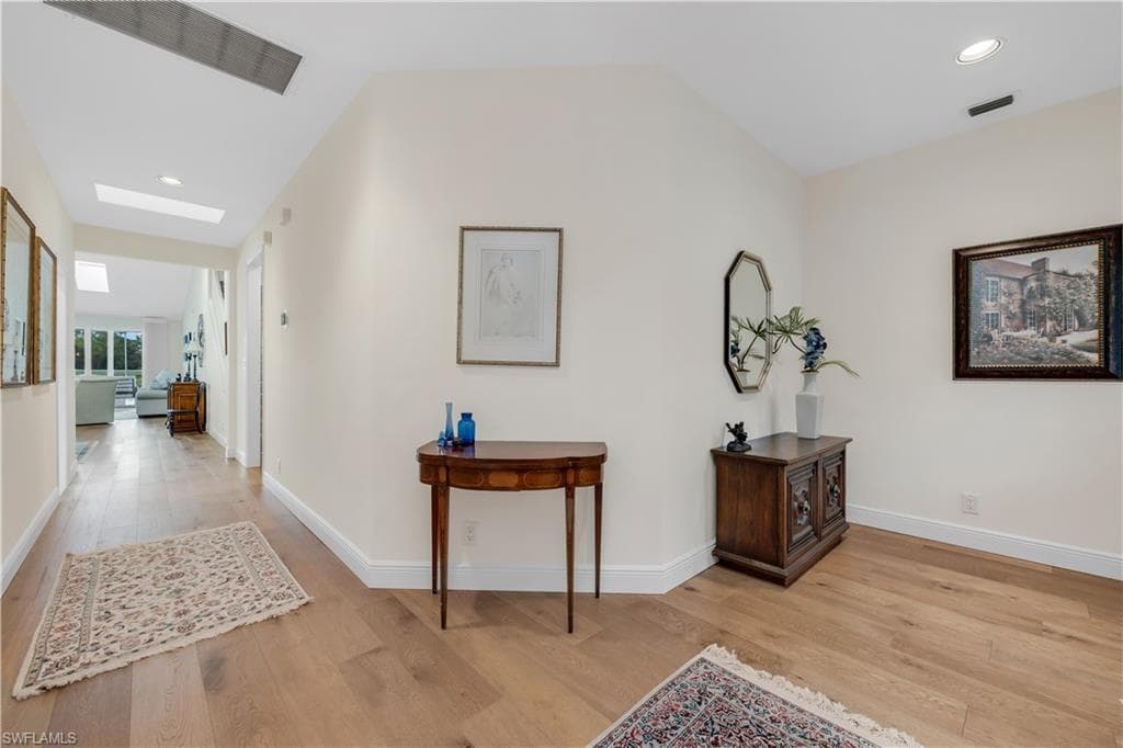 224 Edgemere Way S, Naples, FL 34105-7