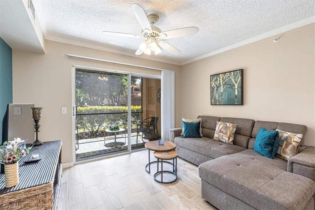 8754 River Homes Ln 8105, Bonita Springs, FL 34135-8