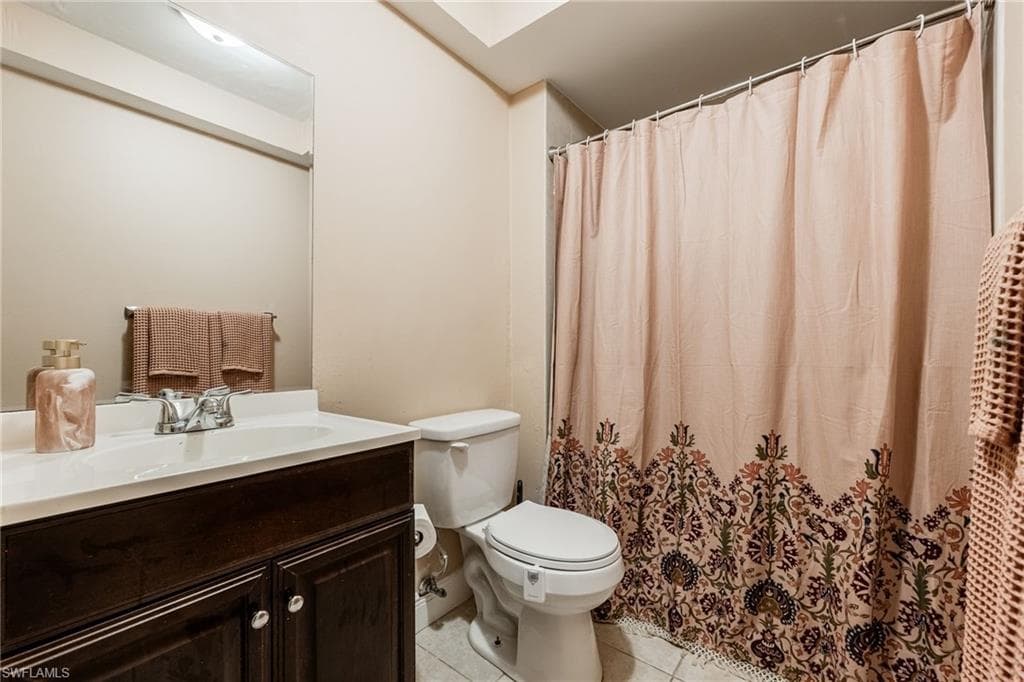 6437 Adelphi Cir, Fort Myers, FL 33919-16