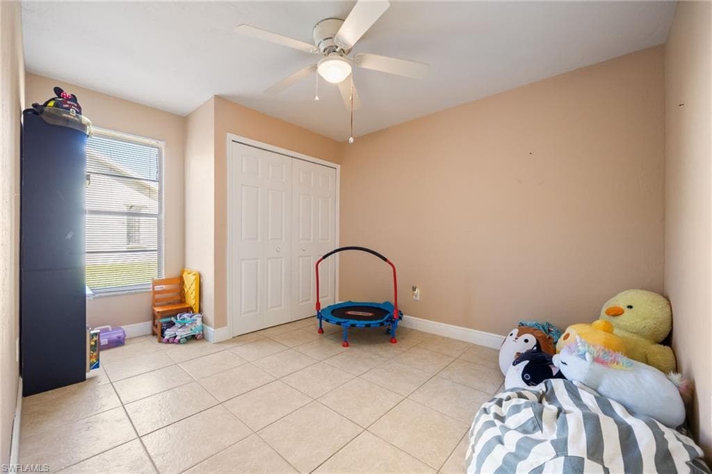 6437 Adelphi Cir, Fort Myers, FL 33919-17