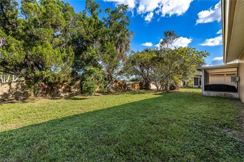 6437 Adelphi Cir, Fort Myers, FL 33919-22