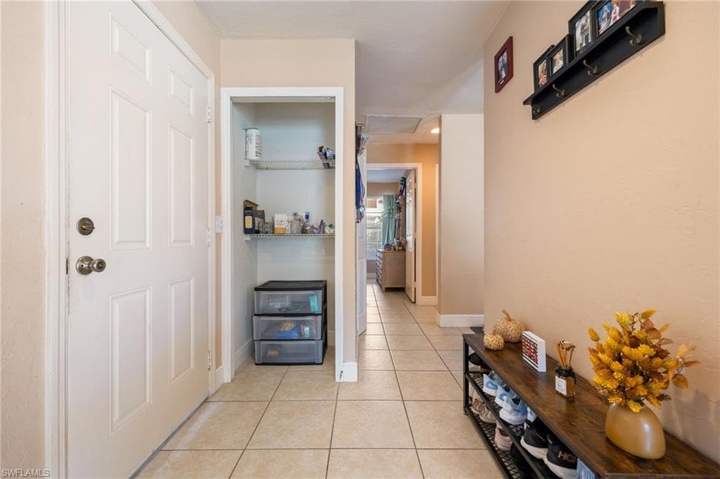 6437 Adelphi Cir, Fort Myers, FL 33919-3