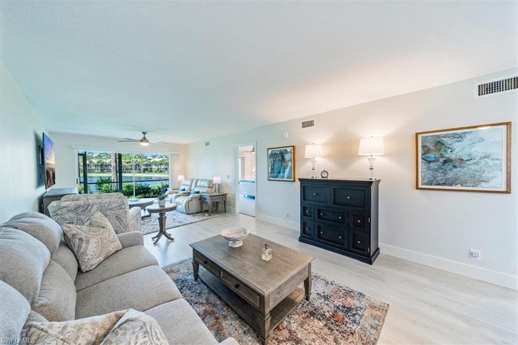 2324 Hidden Lake Dr 609, Naples, FL 34112-13