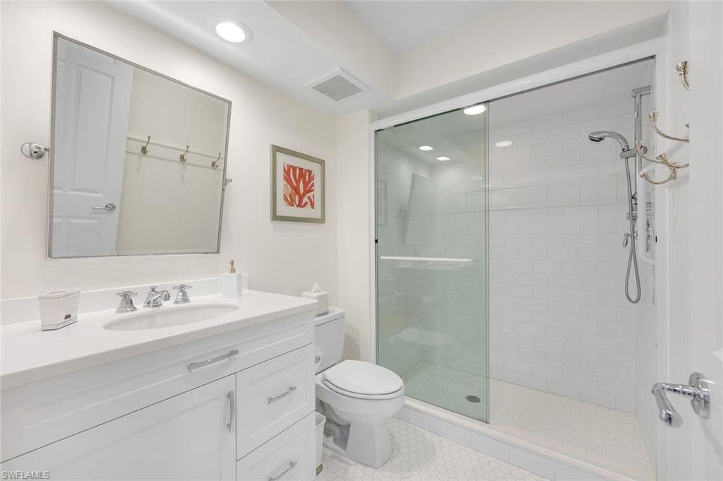 635 Bridgeway Ln, Naples, FL 34108-27