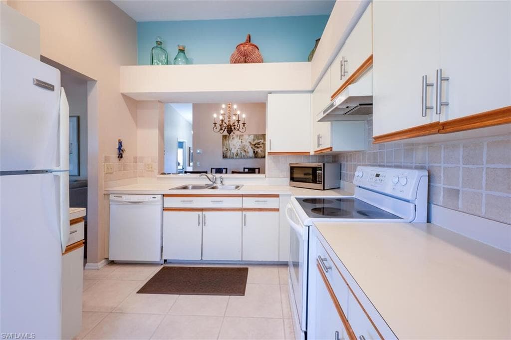 7320 Saint Ives Way 4303, Naples, FL 34104-10