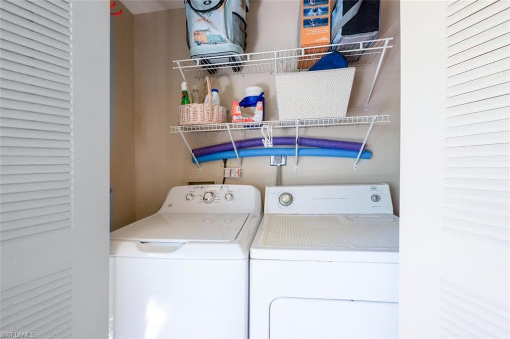 7320 Saint Ives Way 4303, Naples, FL 34104-13