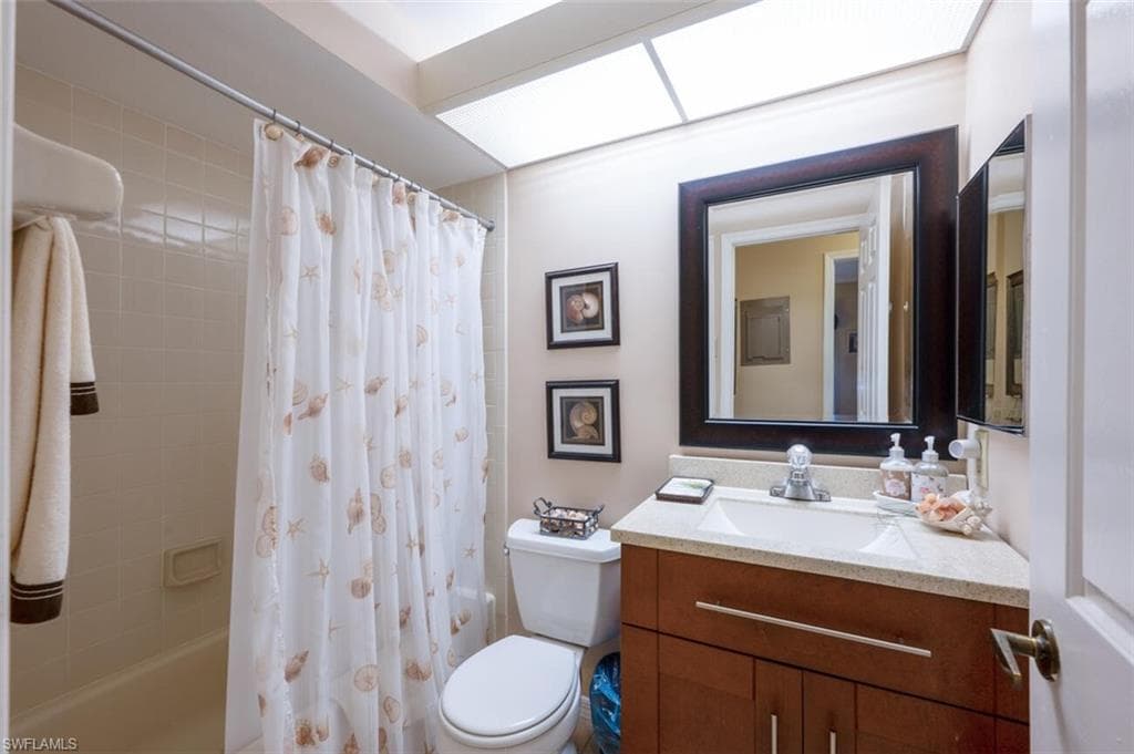 7320 Saint Ives Way 4303, Naples, FL 34104-19