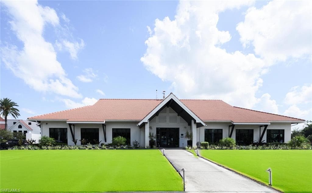 7320 Saint Ives Way 4303, Naples, FL 34104-27