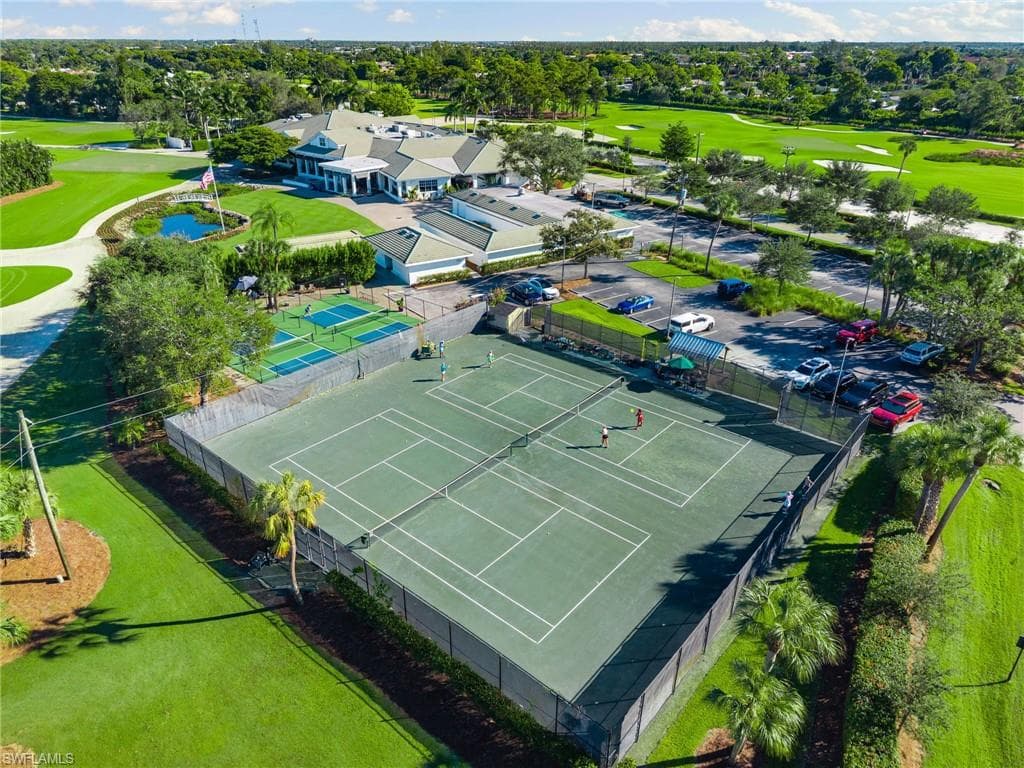 77 Cypress Point Dr, Naples, FL 34105-17