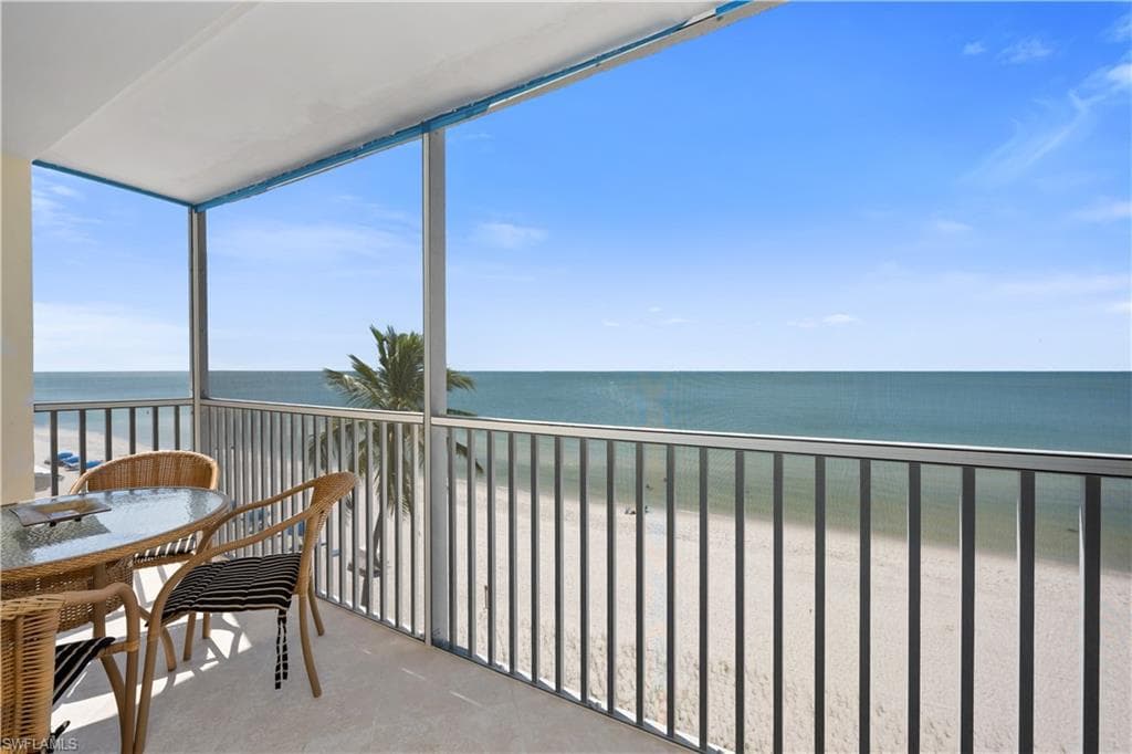 1919 Gulf Shore Blvd N 601, Naples, FL 34102-12