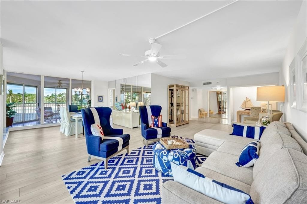 4051 Gulf Shore Blvd N 300, Naples, FL 34103-13