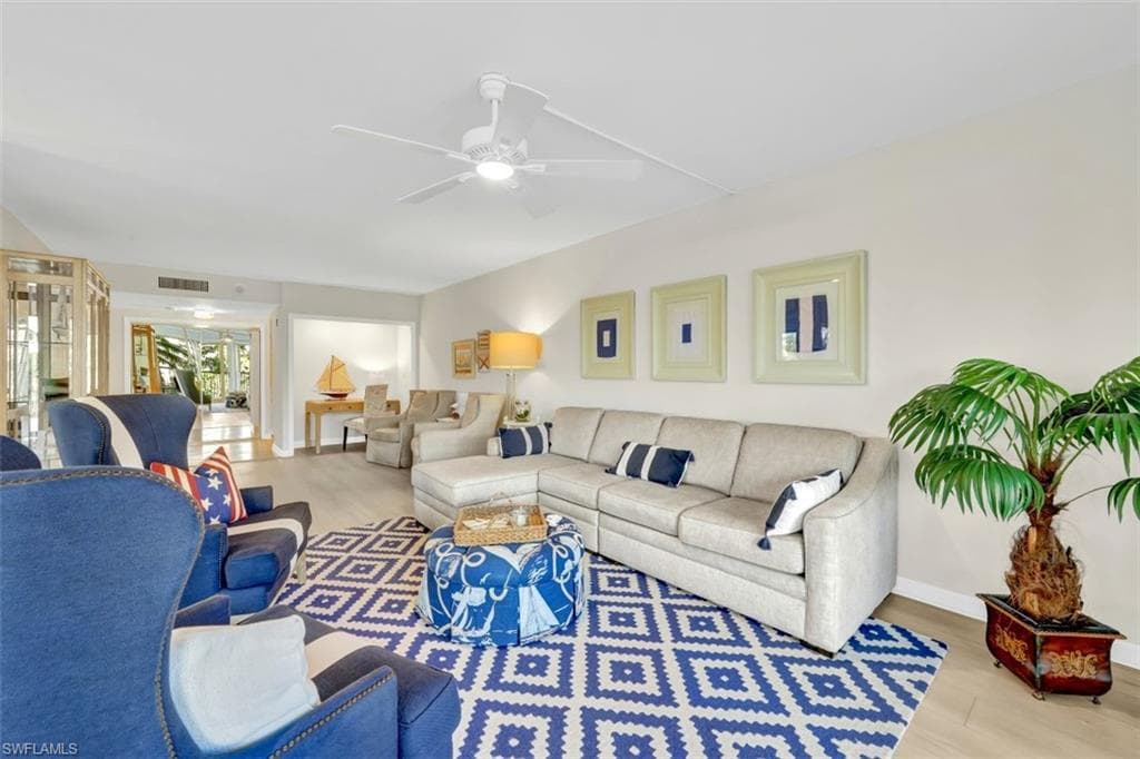 4051 Gulf Shore Blvd N 300, Naples, FL 34103-15