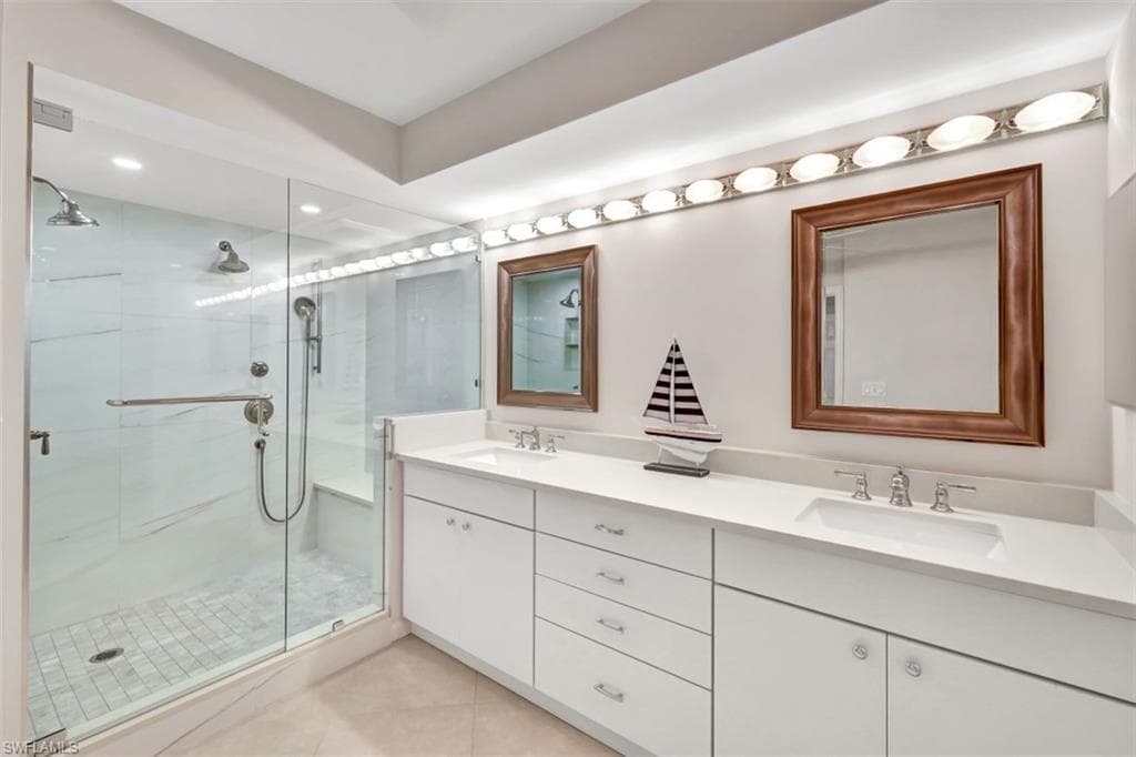 4051 Gulf Shore Blvd N 300, Naples, FL 34103-25