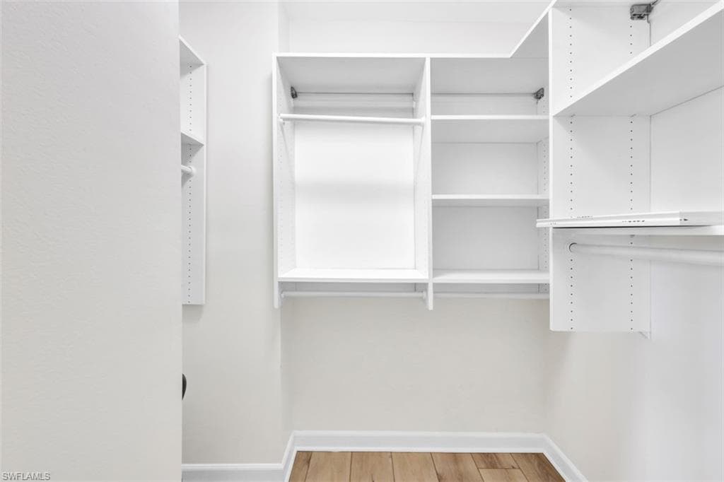 4051 Gulf Shore Blvd N 300, Naples, FL 34103-27