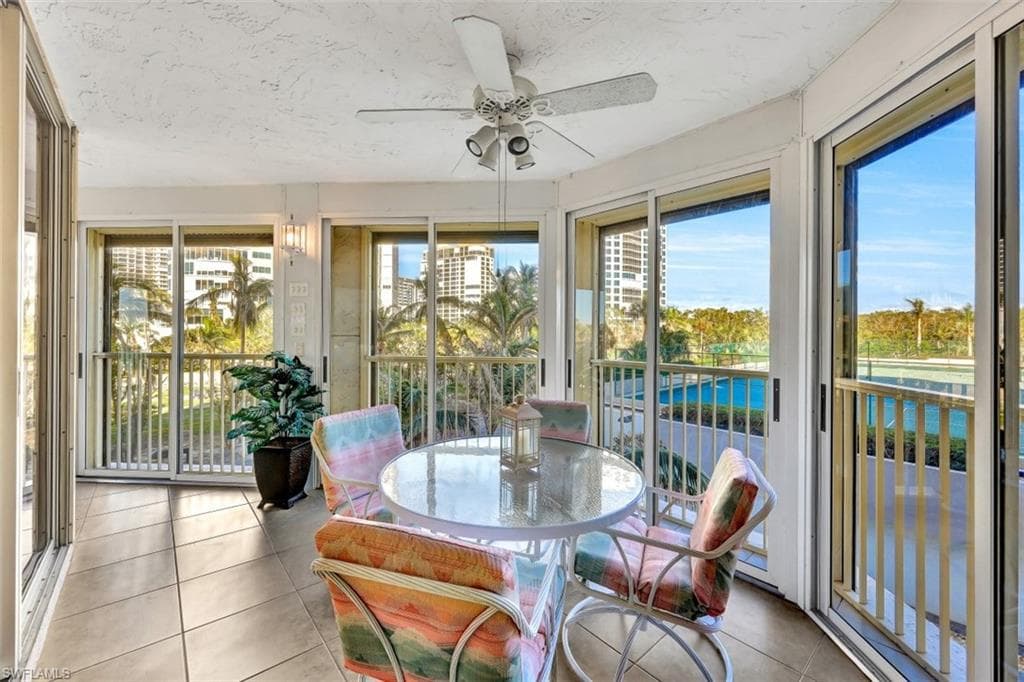 4051 Gulf Shore Blvd N 300, Naples, FL 34103-29