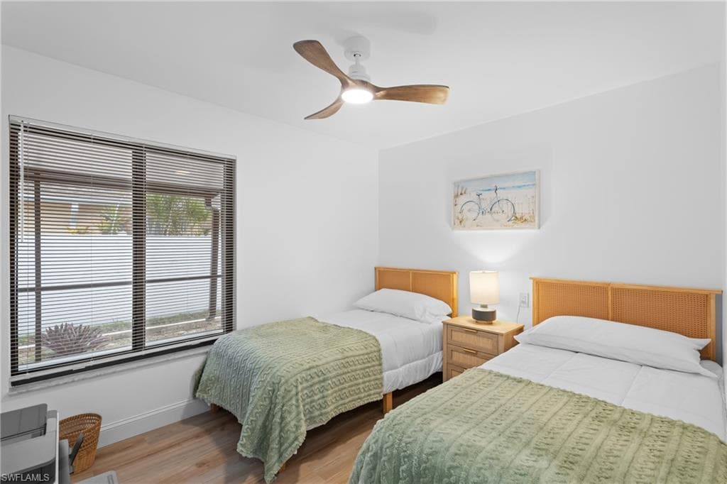 731 102nd Ave N, Naples, FL 34108-14