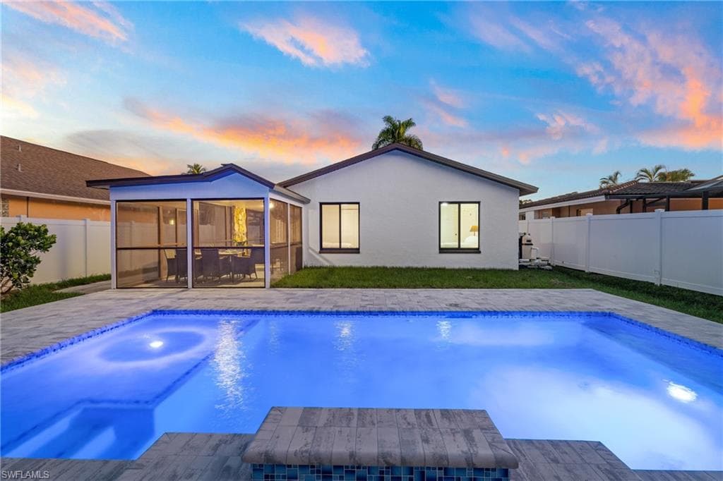 731 102nd Ave N, Naples, FL 34108-20