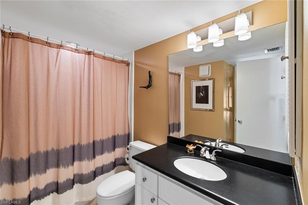 927 8th Ave S 927, Naples, FL 34102-26