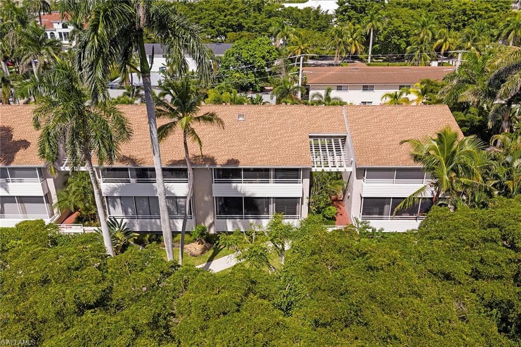 927 8th Ave S 927, Naples, FL 34102-1