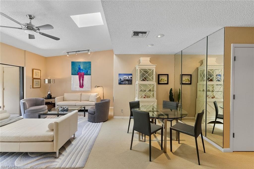 927 8th Ave S 927, Naples, FL 34102-5