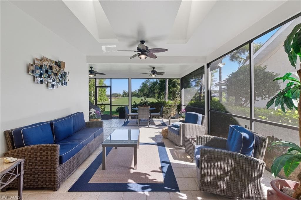 202 Edgemere Way S, Naples, FL 34105-24