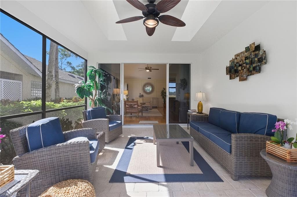 202 Edgemere Way S, Naples, FL 34105-25