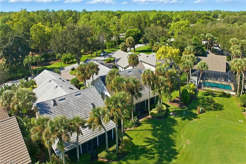 202 Edgemere Way S, Naples, FL 34105-31