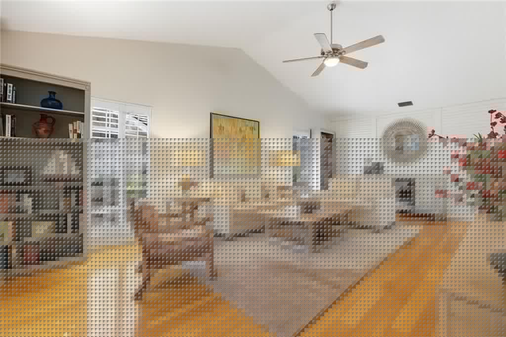 202 Edgemere Way S, Naples, FL 34105-3