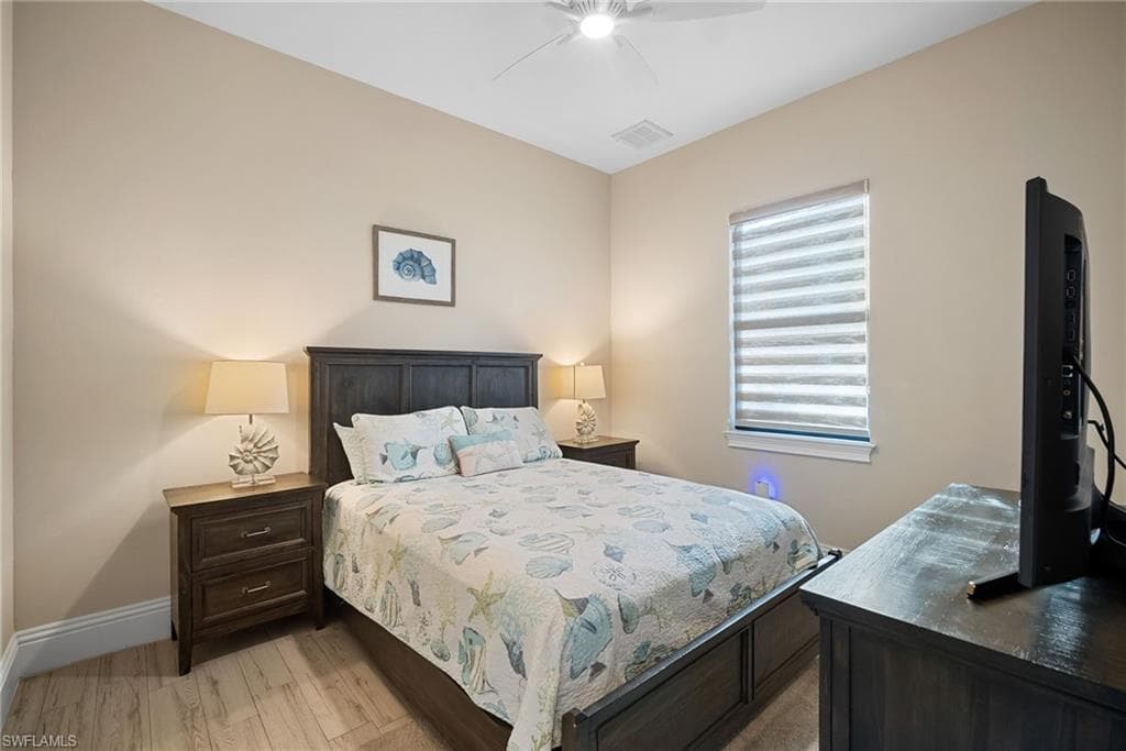 699 98th Ave N, Naples, FL 34108-16