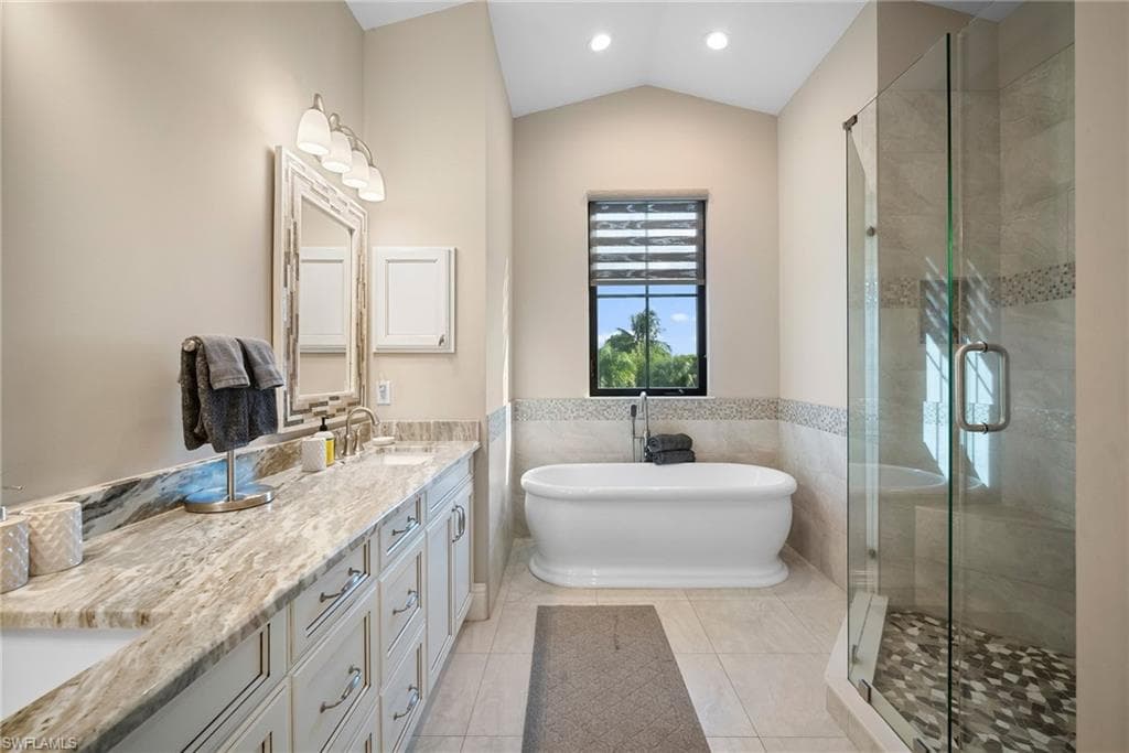 699 98th Ave N, Naples, FL 34108-20