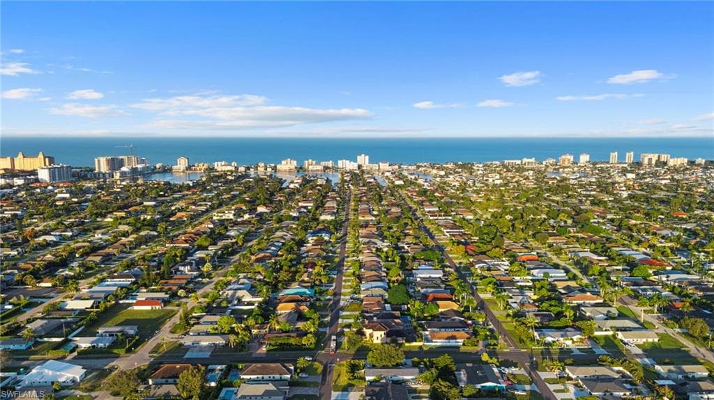 699 98th Ave N, Naples, FL 34108-23