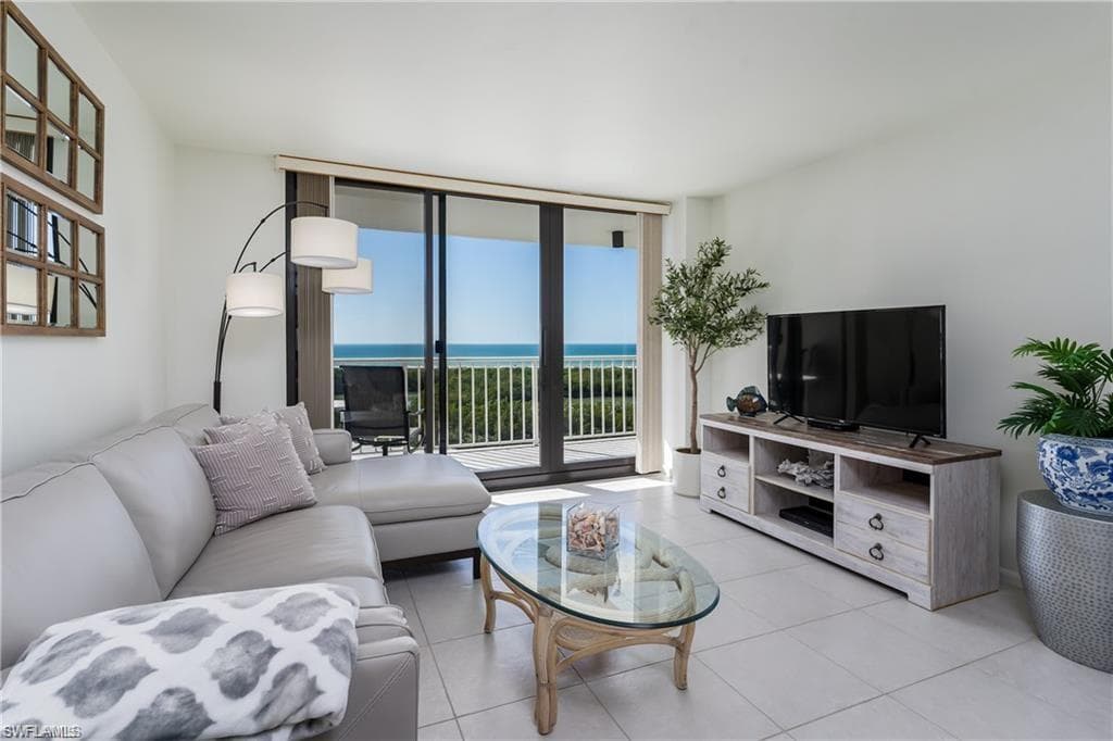 440 Seaview Ct 805, Marco Island, FL 34145-11