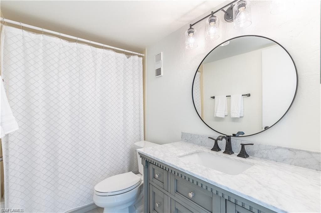 440 Seaview Ct 805, Marco Island, FL 34145-17