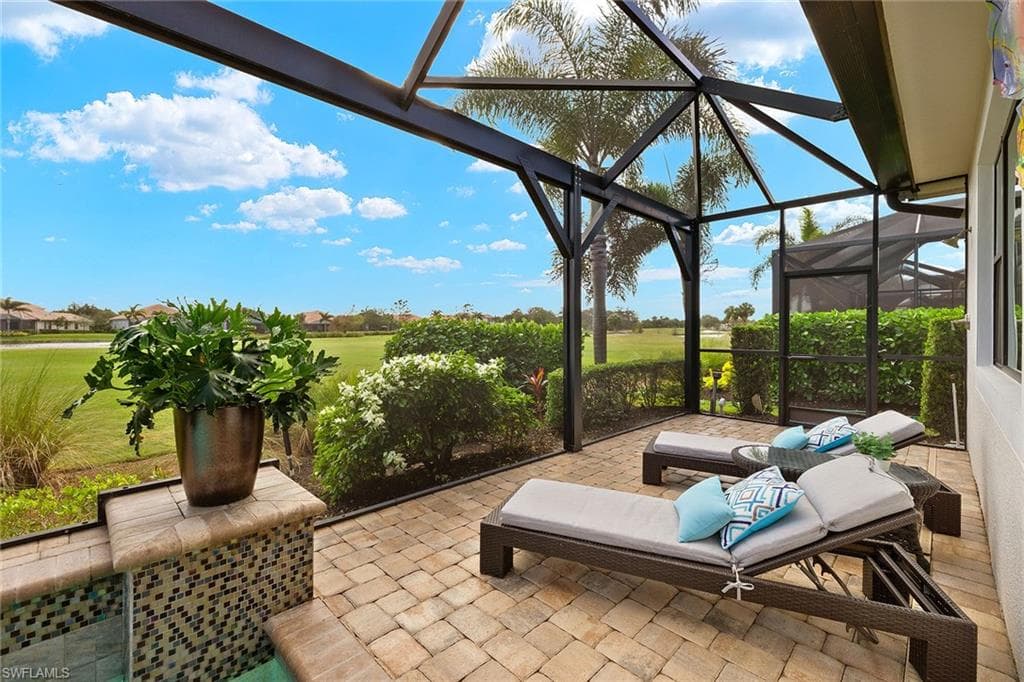 12454 Lockford Ln, Naples, FL 34120-32