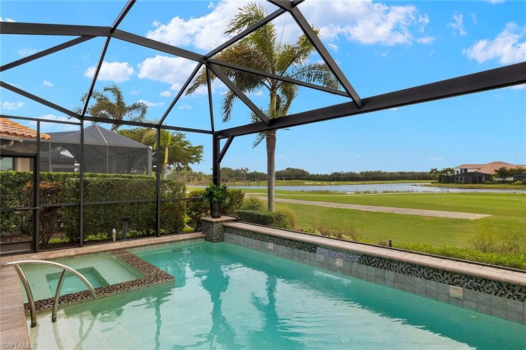 12454 Lockford Ln, Naples, FL 34120-34